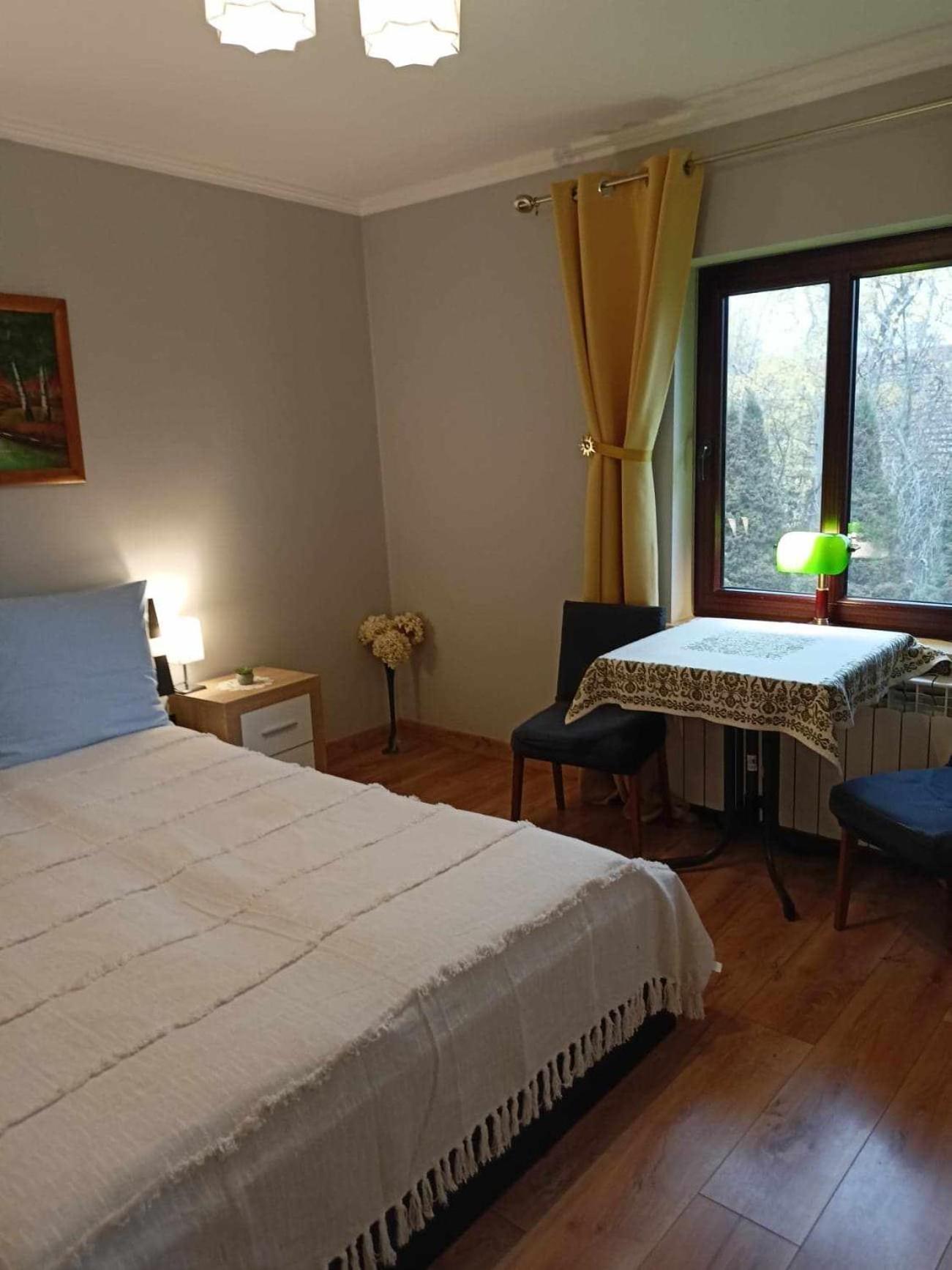 Mroczkowka Διαμέρισμα Debowiec  Εξωτερικό φωτογραφία